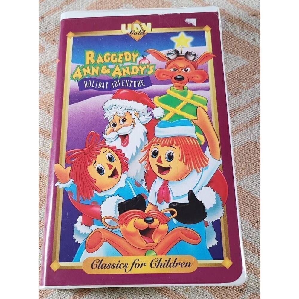 Raggedy Ann & Andy’s Holiday Adventure VHS  Gold 1995 Rare Find